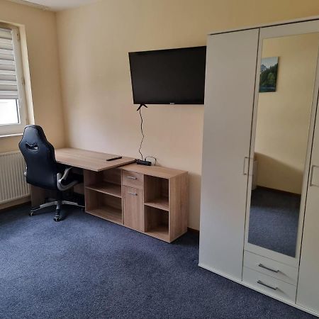 Onkel Tom Alpen & Sahara Apartment Падерборн Екстериор снимка